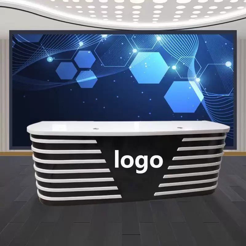 UNCUCO TV News Anchor Desk