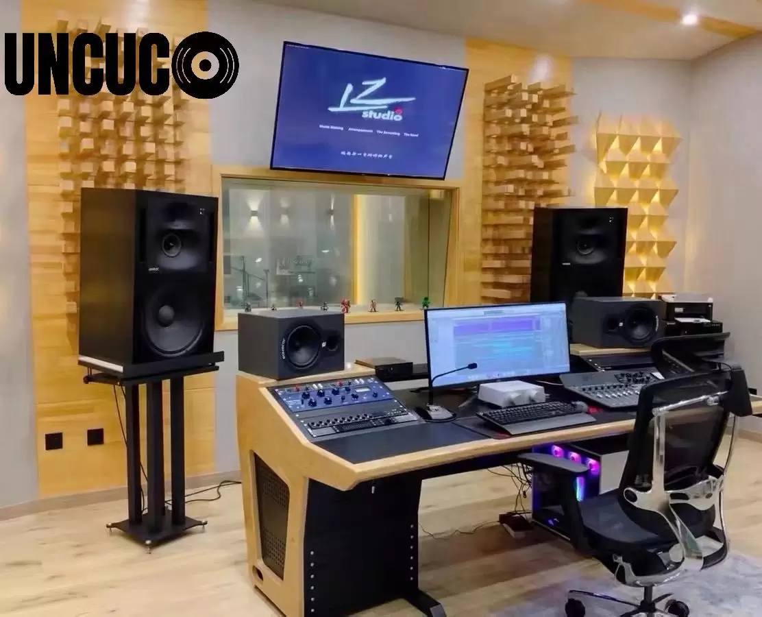 UNCUCO Studio Reording Desk