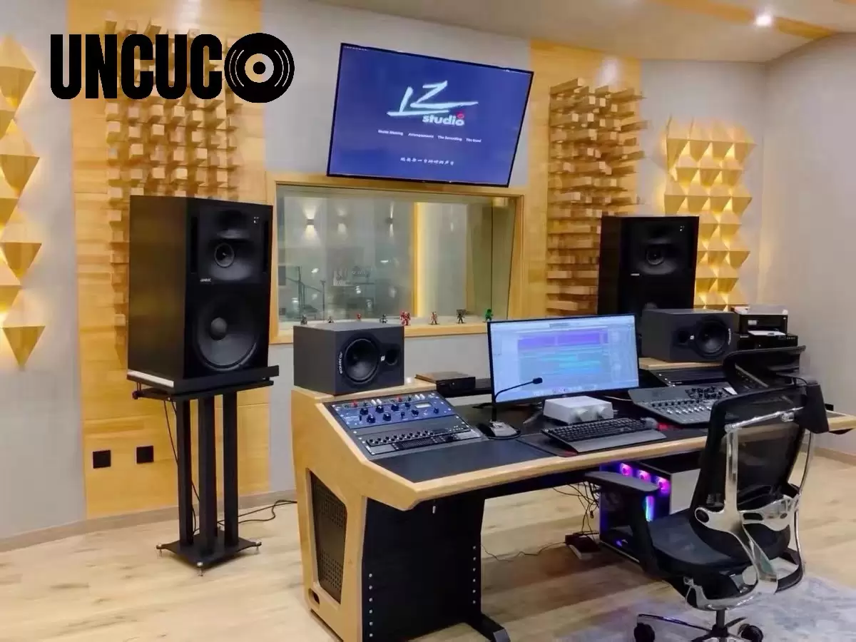 UNCUCO Studio Reording Desk