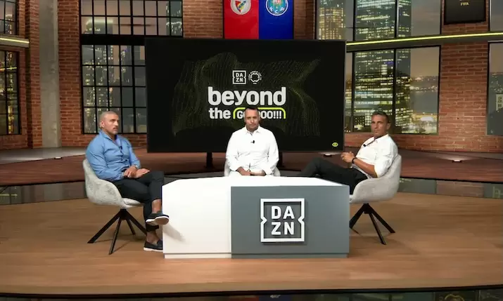 How to Set Up a Sports Podcast Studio for the 2026 World Cup ?